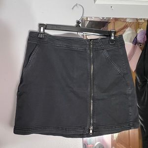 Women’s Black Jean American Eagle Super Stretch Zipper Skirt Size 10